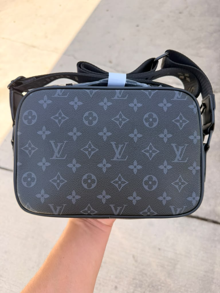 CROSSBODY NEGRO + GRIS